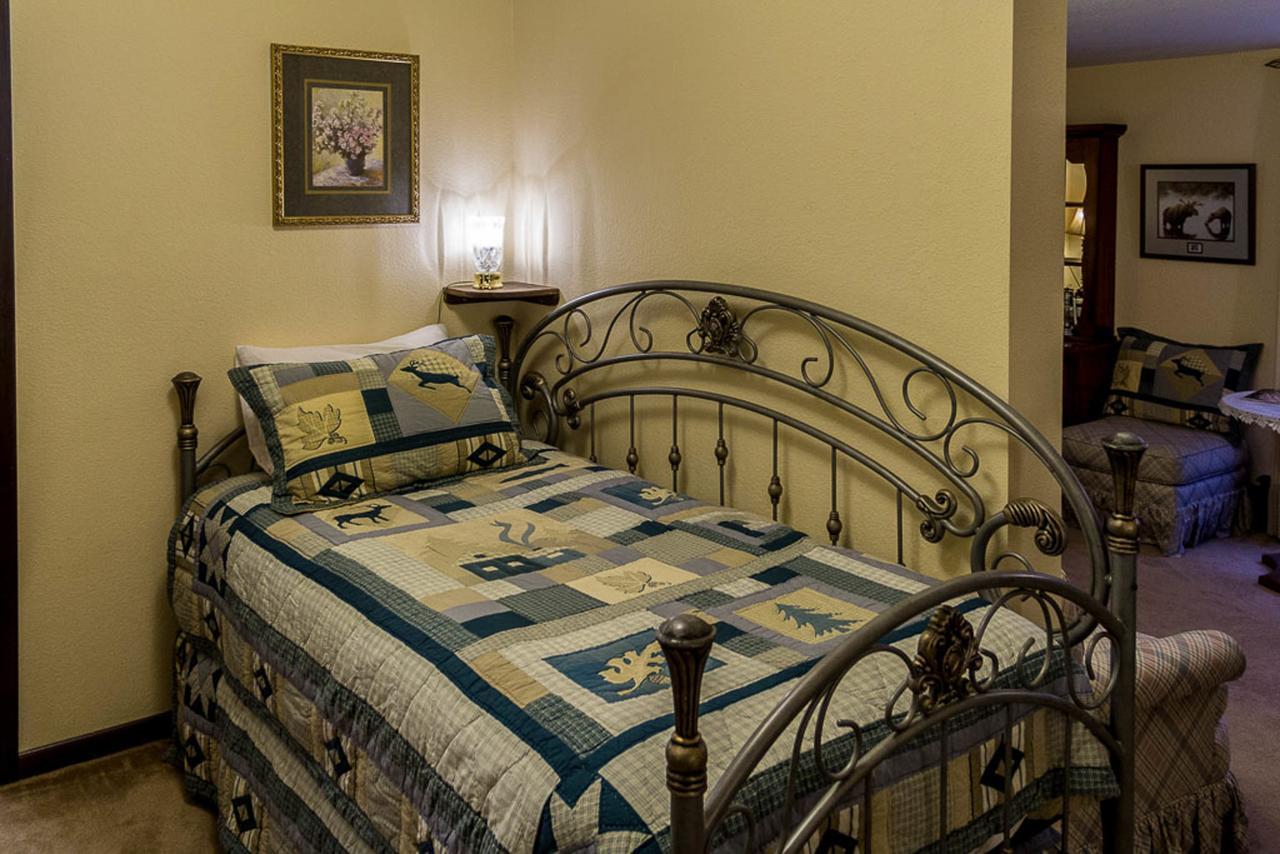 Highland Glen Lodge B&B 安克拉治 外观 照片